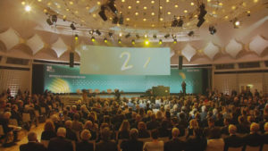 Mehr über den Artikel erfahren Ein unwürdiger Auftritt der Arbeitgeber